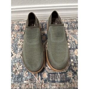 Dearfoams Women's Lee Lightweight Easy‎ on/Off Knit Sneaker Olive Sz 8 New